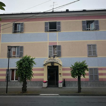 Albergo Della Stazione Cairo Montenotte Exterior foto