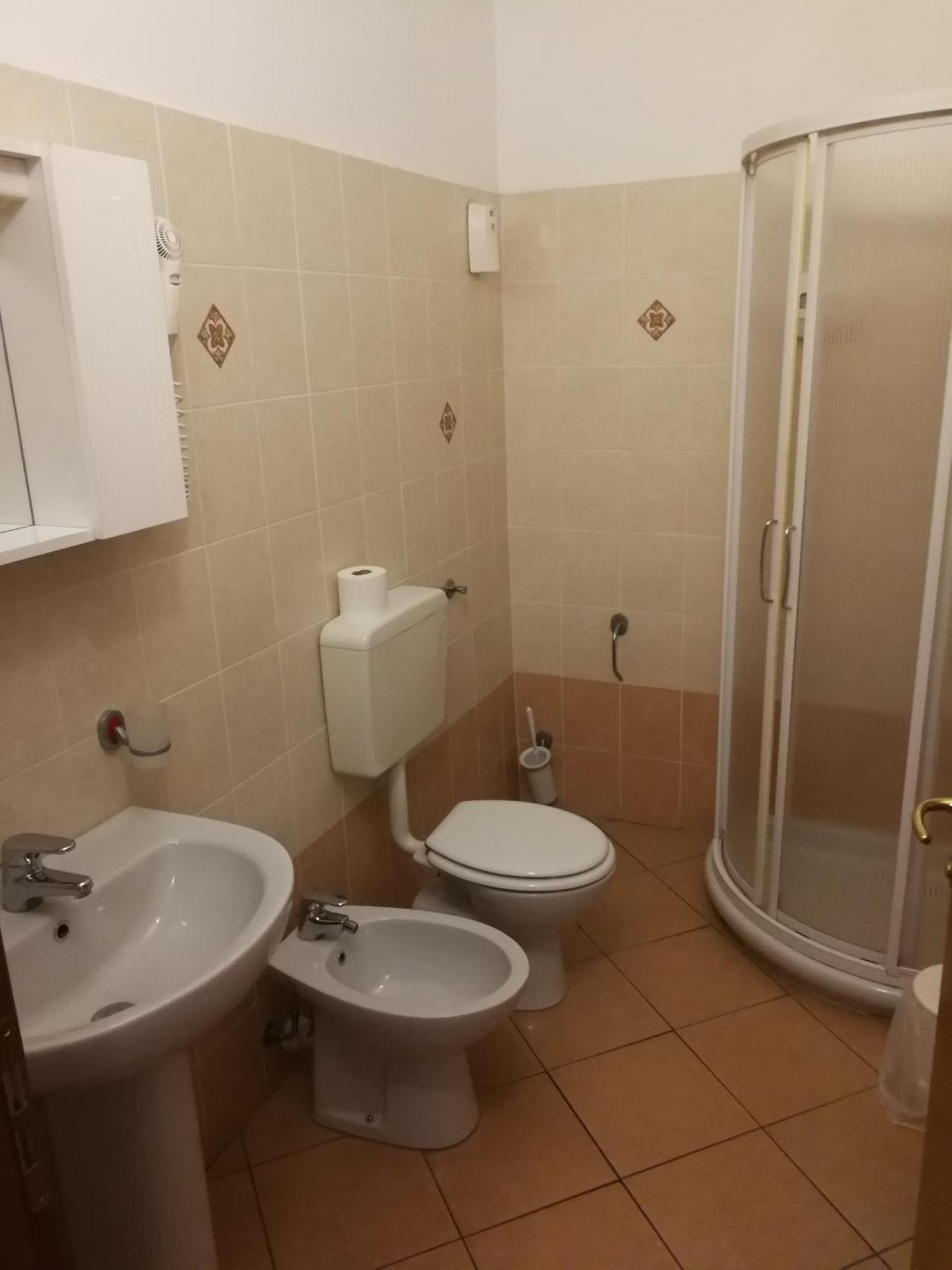 Albergo Della Stazione Cairo Montenotte Quarto foto